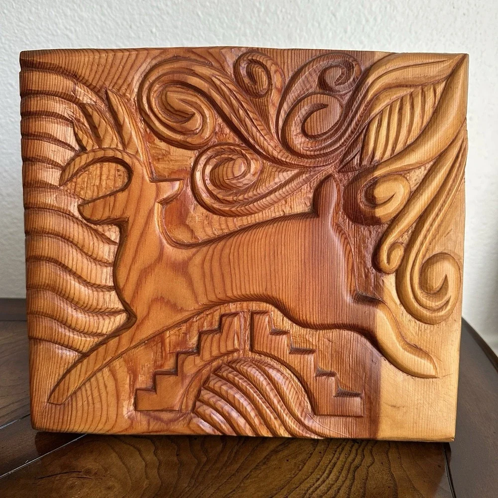 VTG Folk Art Handcrafted Wood Carved Deer 11x10 Inch‎ Cabincore Rustic Brackets